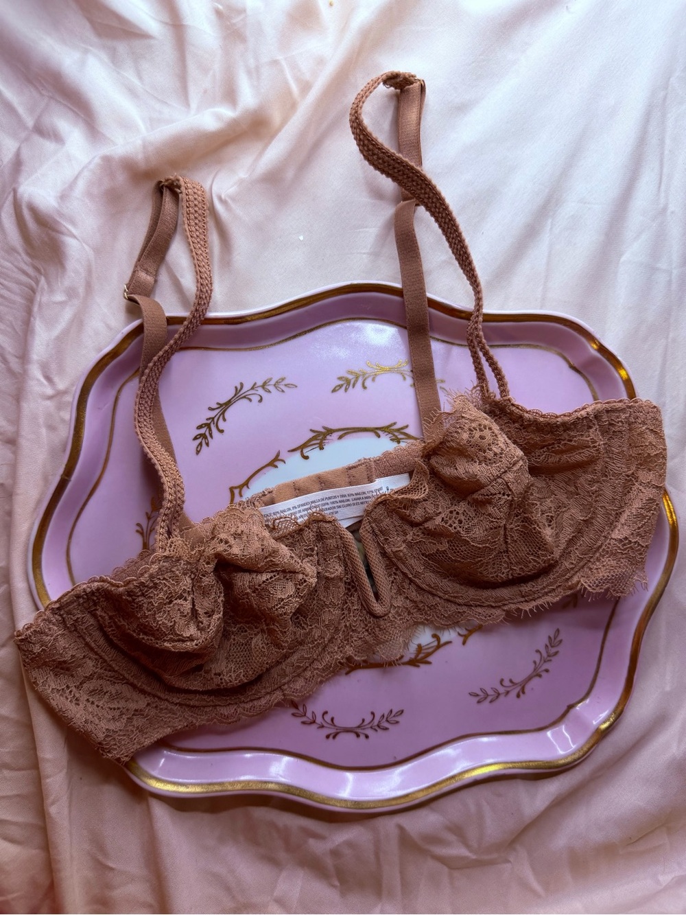 Auden Lace Underwire Bralette in Dusty Brown